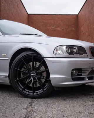 BMW E46 plateado con AXYS ARD, contrapicado